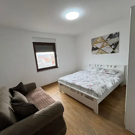 Lux Rose 2 80m2 Lejlighed *